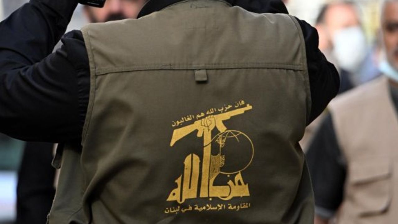 Hizbullah, İsrail'e karşı tansiyonu yükseltecek yeni bir aşamaya geçeceğini duyurdu