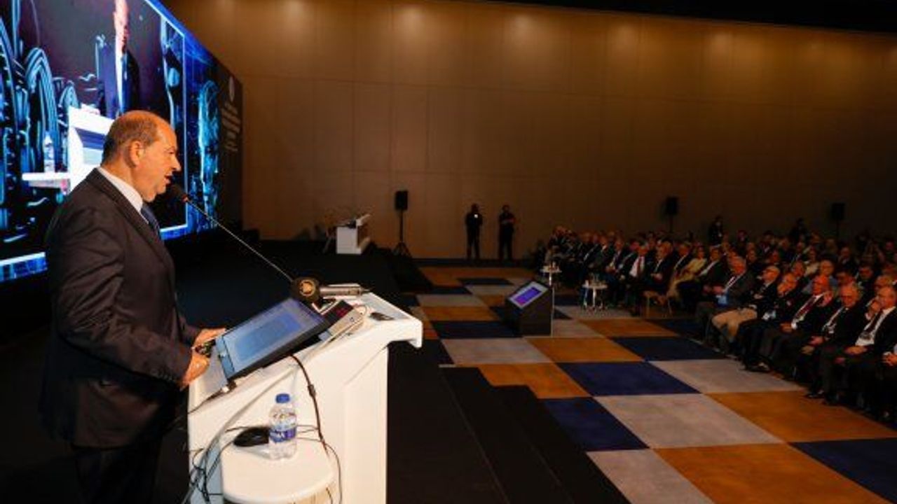 Tatar: “İnsanlığa, sağlığa ve bilime yaptığınız hizmetleriniz değerlidir”