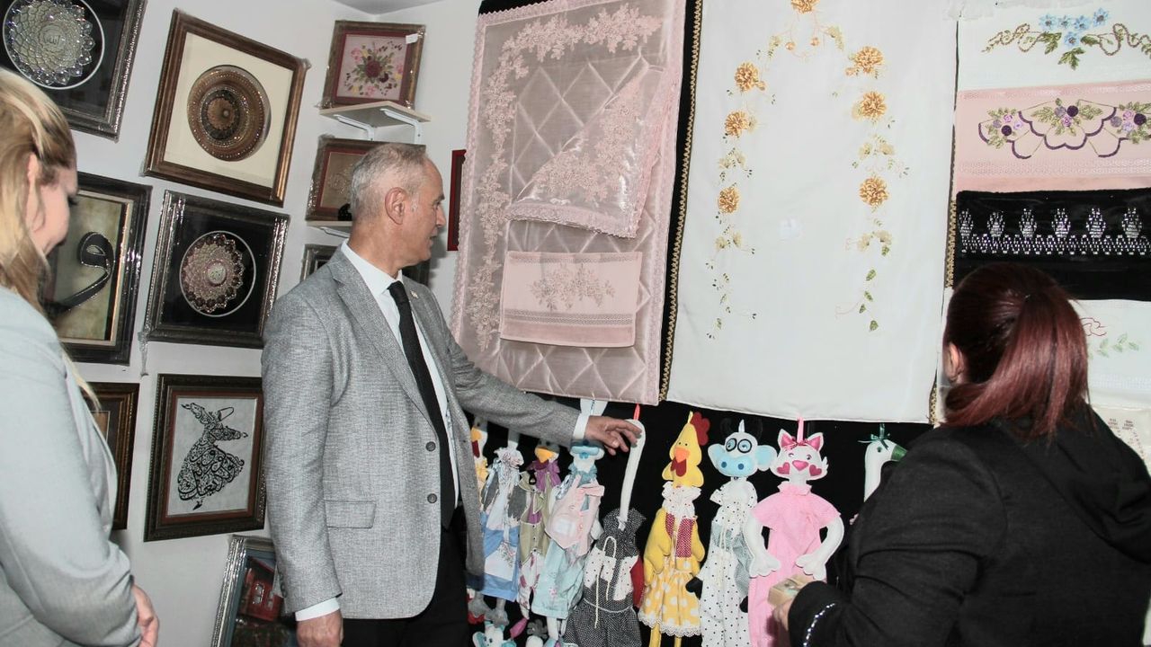 Hasipoğlu Tangül Ünal Çağıner Vakfı Sevgi Evleri’ni ziyaret etti