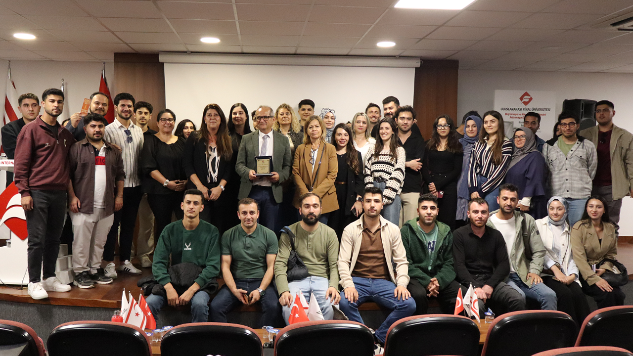 “Özel Eğitim Öğretmeni Olmak” temalı seminer düzenlendi