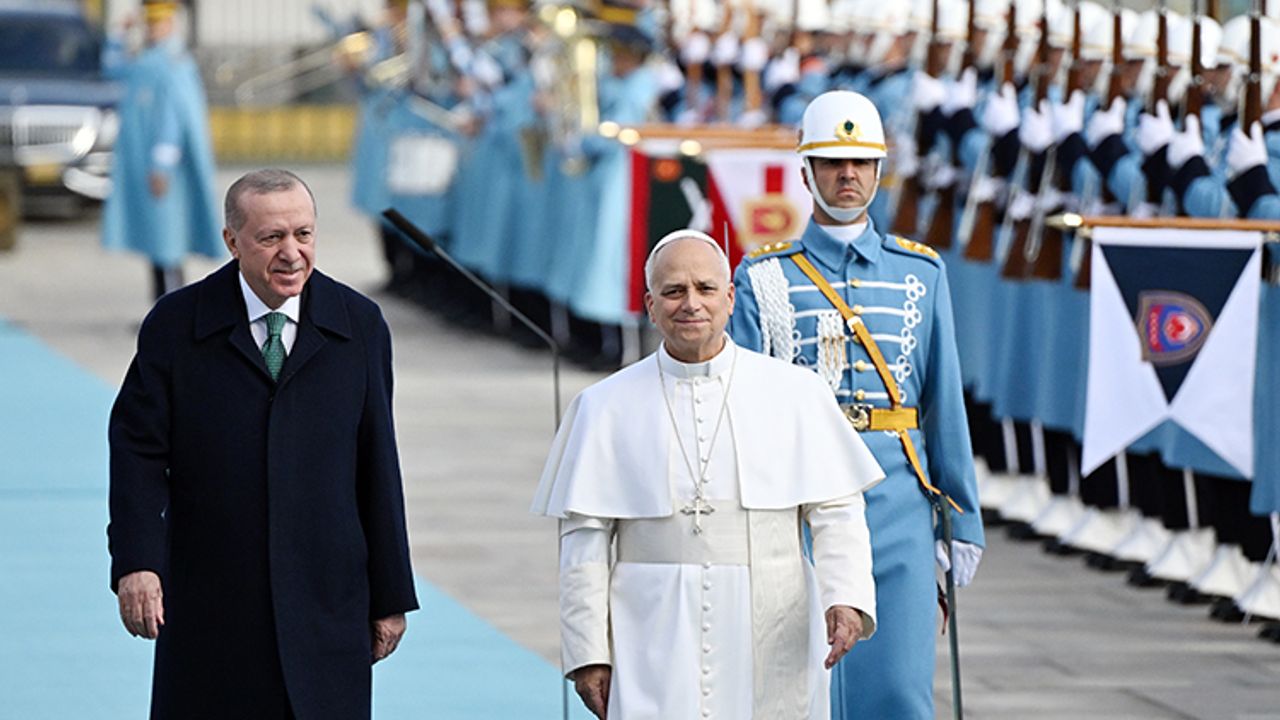 TC Cumhurbaşkanı Erdoğan, Vatikan Devlet Başkanı Papa 14. Leo'yu resmi törenle karşıladı