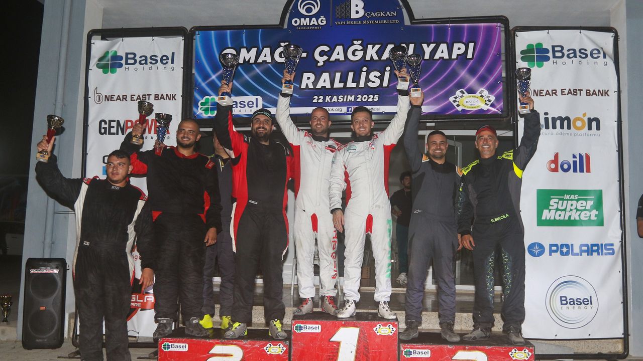 Alptürk-Çağla ikilisi Serdarlı'da hem yarışı hem şampiyonluğu kazandı