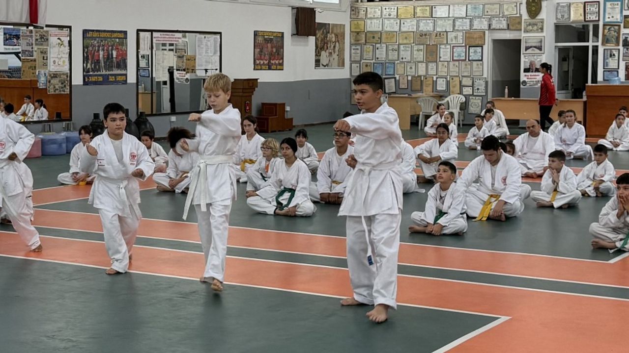 Renkli kuşak sınavı yapıldı