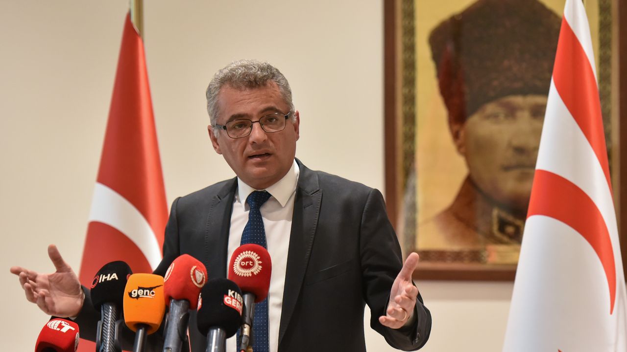 Erhürman: "Kıbrıs Türk halkı hiçbir koşulda görüşmeden kaçan taraf olmayacak”