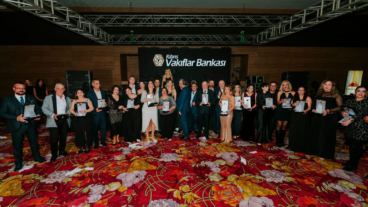 Kıbrıs Vakıflar Bankası 43. kuruluş yıl dönümünü kutladı