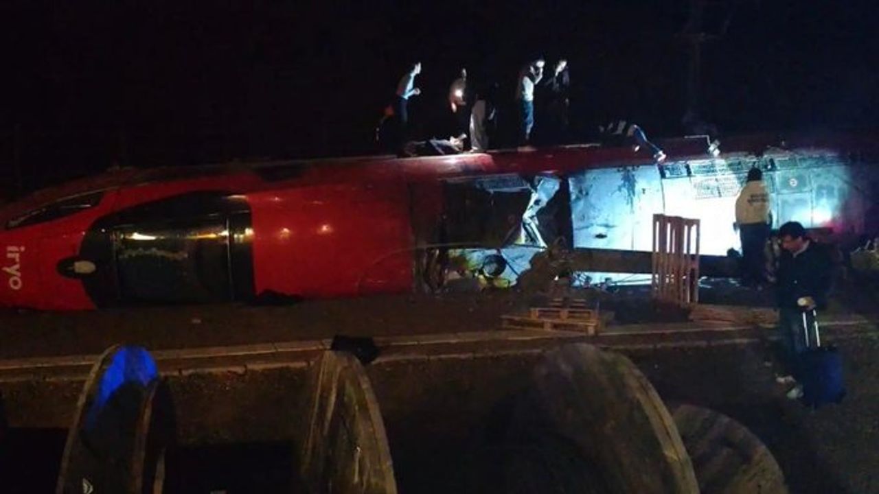 İspanya'nın güneyinde hızlı tren faciası