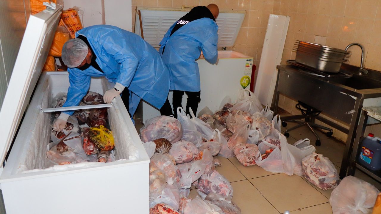 Gazimağusa’da 800 kilo kaçak et ele geçirildi