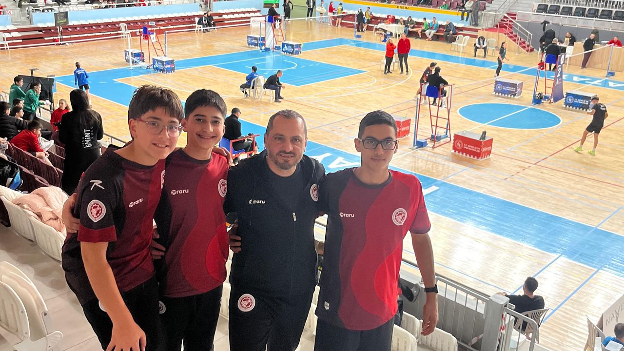 Lefkoşa Badminton Kulübü sporcuları 1. Lig ve U15 Gelişim Ligi’nde