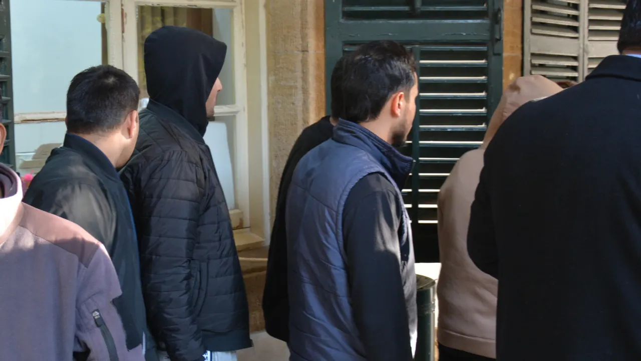 Sahte belgelerde 8 tutuklama daha