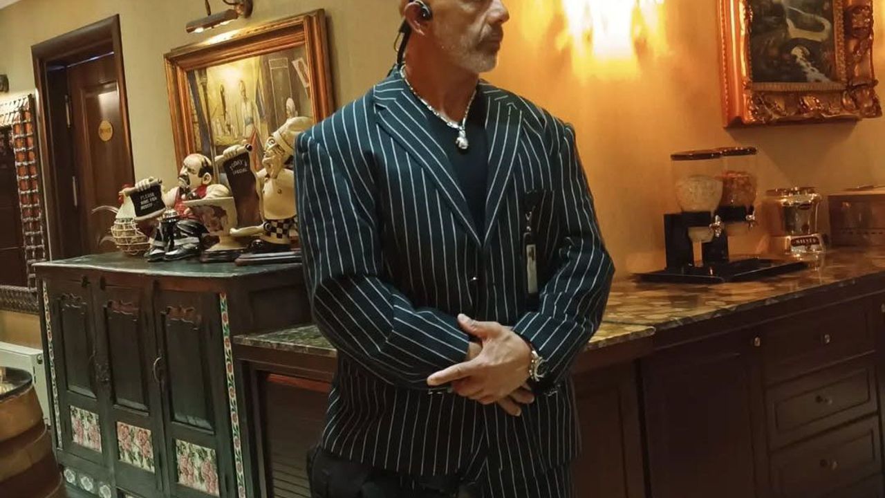 Uğur Allahkerim, sevenlerini üzdü