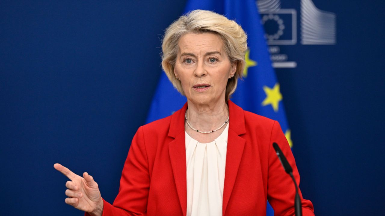 Von der Leyen Komiserler Koleji üyeleriyle Güney Kıbrıs’a gidecek