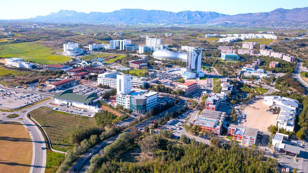 Yakın Doğu Üniversitesi’nde Lisansüstü Programlarda Yüzde 100 Burs Fırsatı