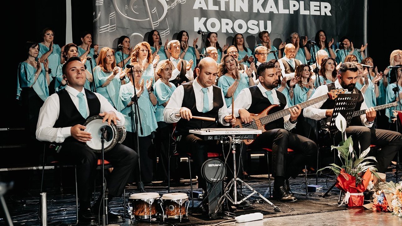 DAB Altın Kalpler Korosu, korist üyelerinden Özen anısına konser verdi