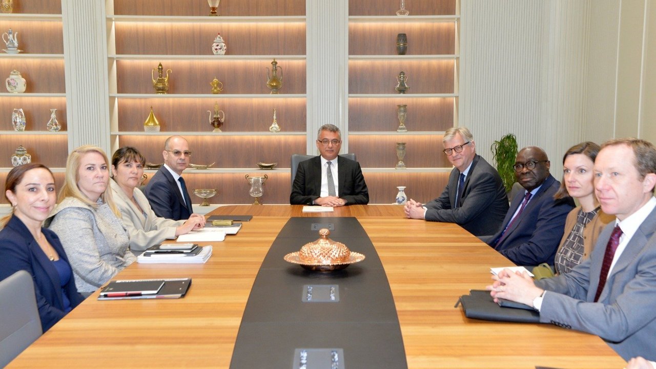 Cumhurbaşkanı Erhürman Lacroix'i kabul etti