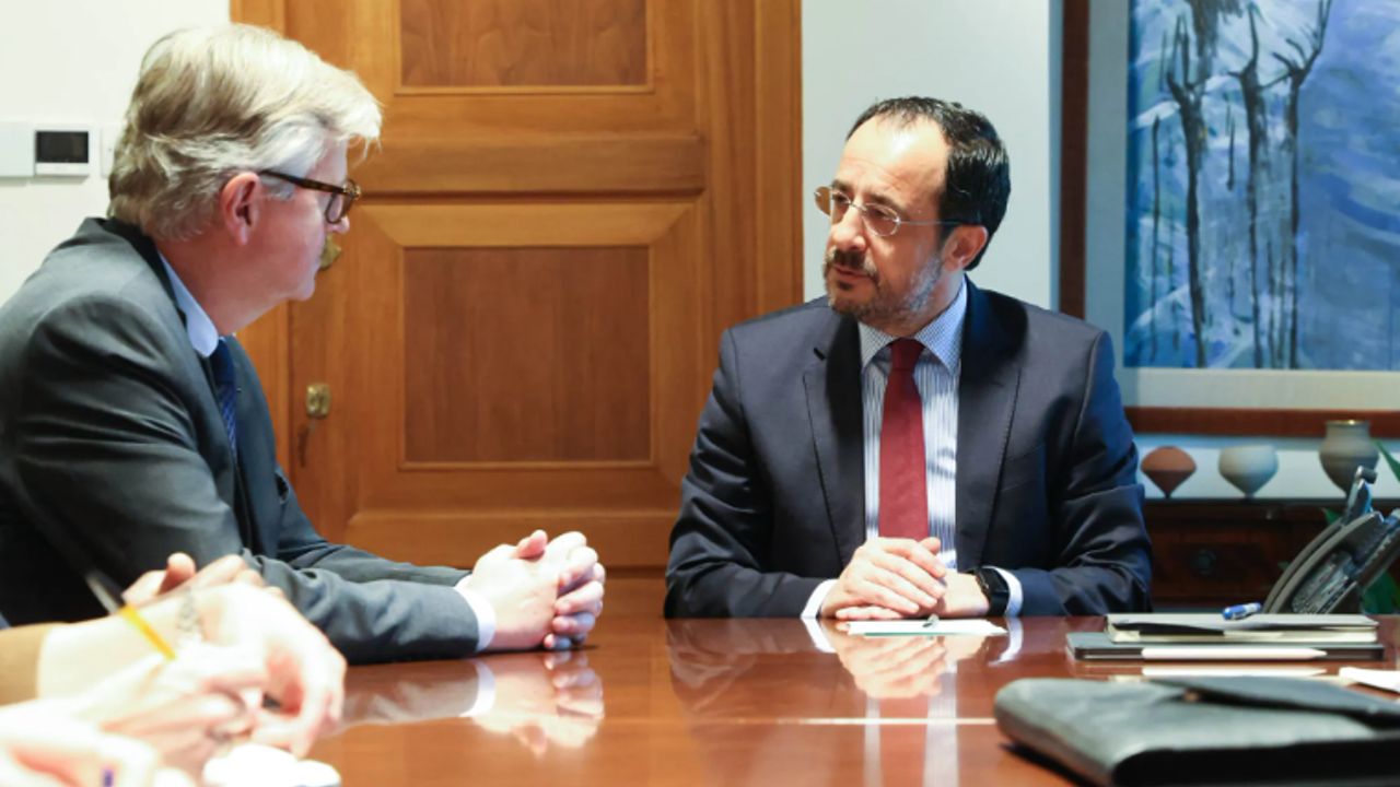 Hristodulidis Lacroix ile görüştü