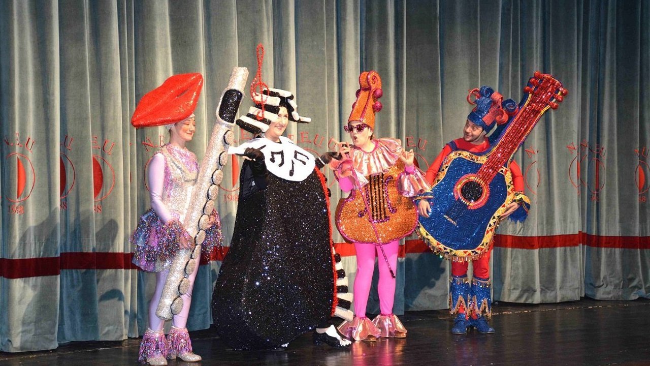 Kampüste Kahkaha Var: 1. Lefkoşa Çocuk Tiyatrosu Şenliği başladı