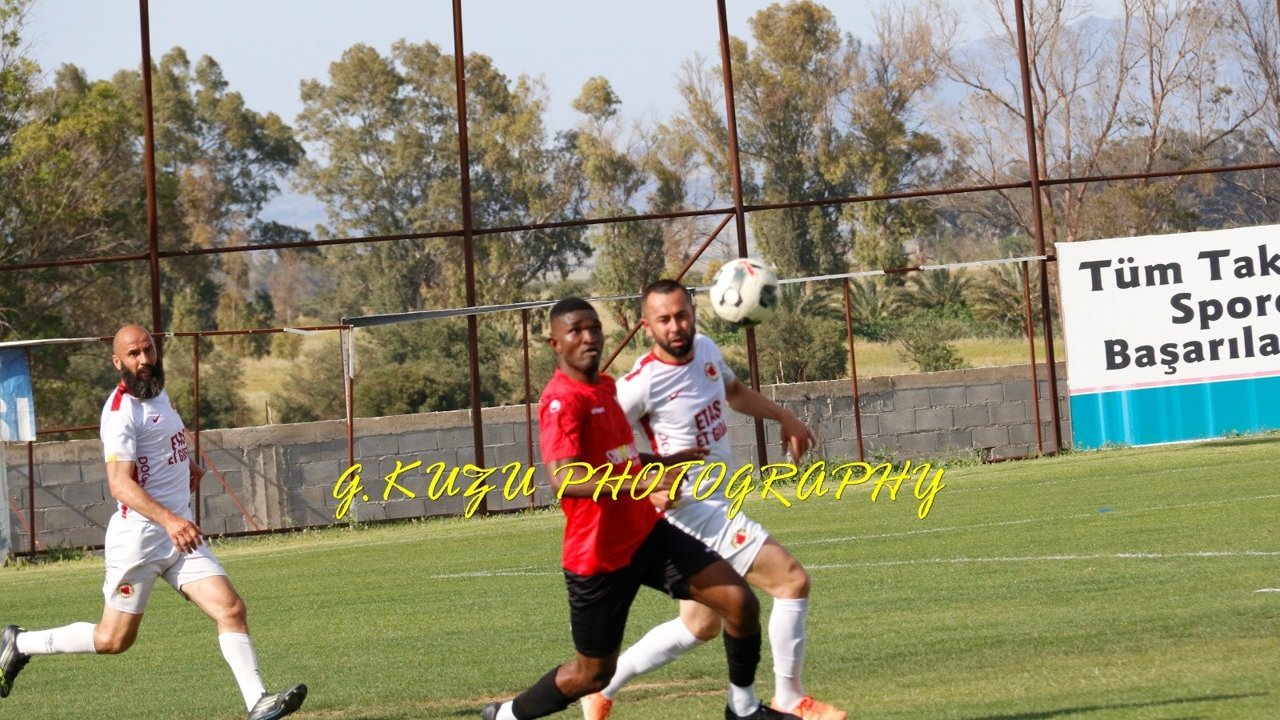 Mesarya geri döndü