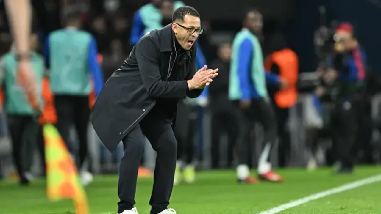 Chelsea'de Rosenior dönemi bitti