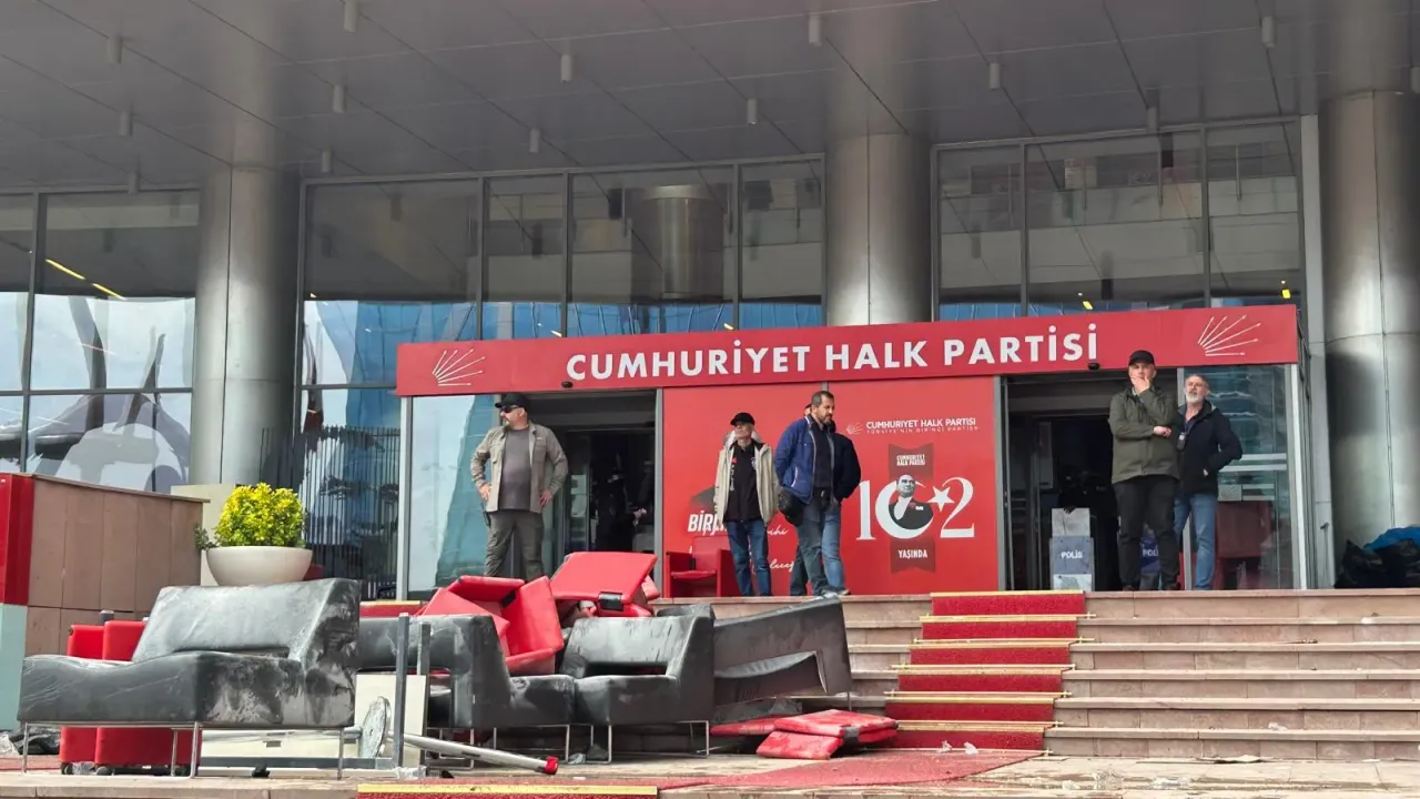 CHP'ye polis müdahalesi