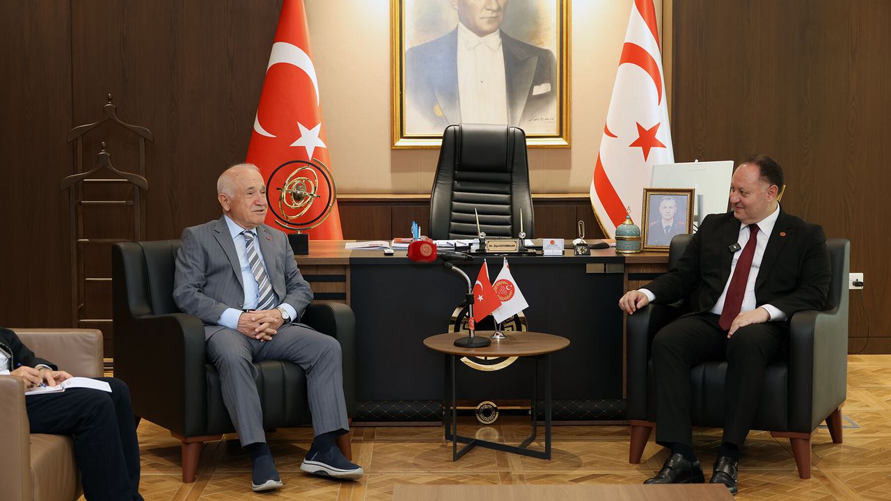“Rumlar milli gelirini refah yerine silaha harcıyor”