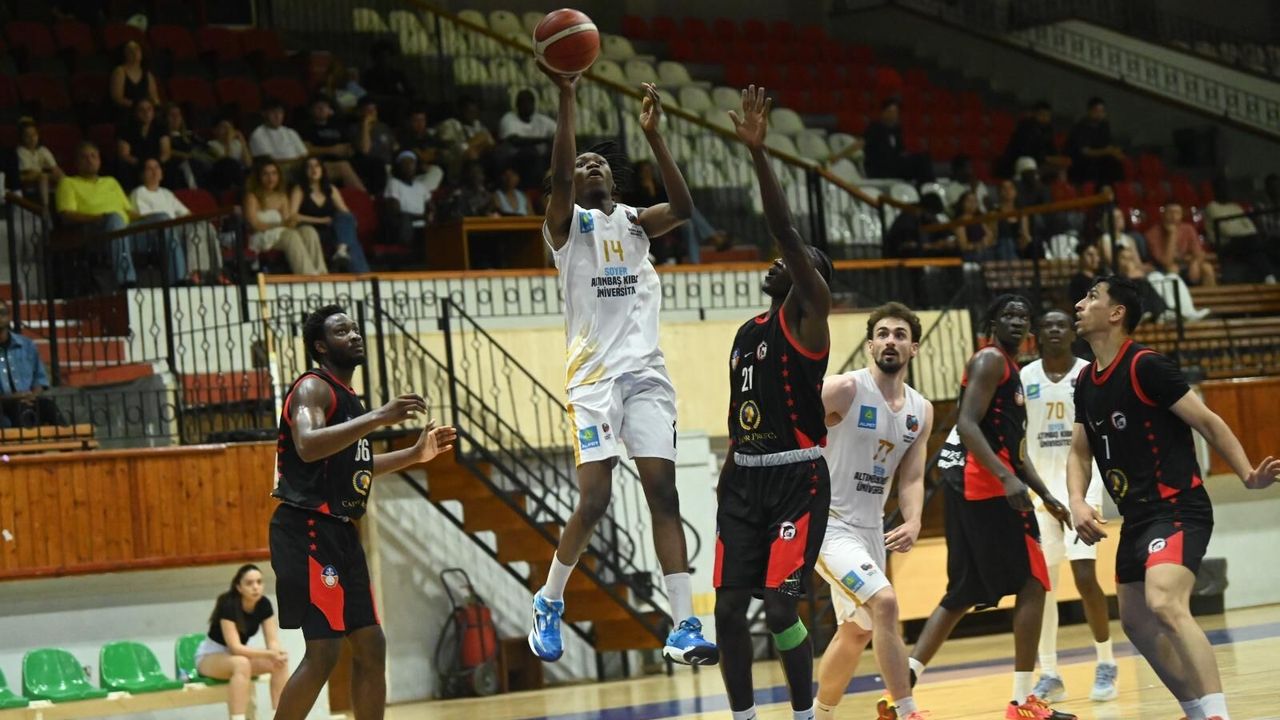 Caesar Larnaka Gençler Birliği finalde