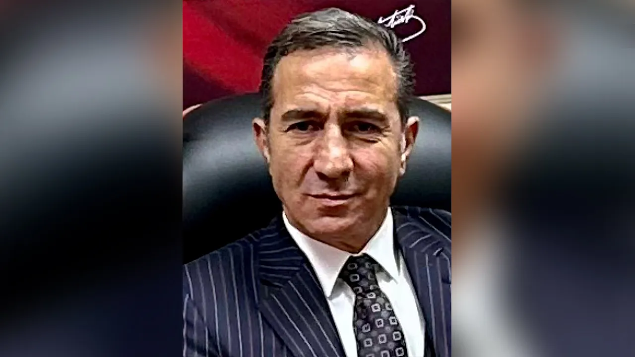 Eski boksör yeni vatandaş!