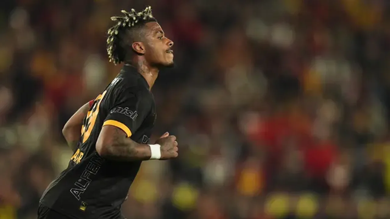 Lemina 1 yıl daha Galatasaray'da