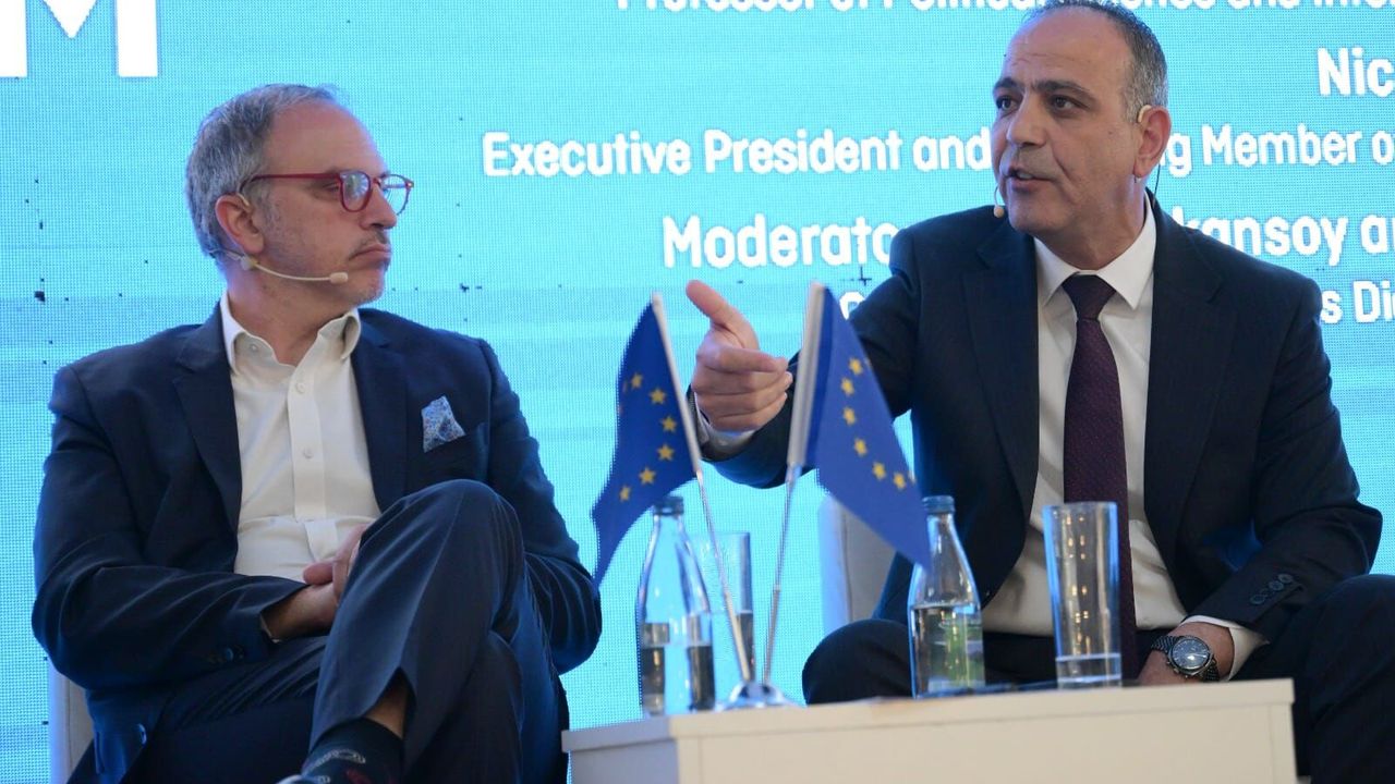 “Kıbrıslı Türk ve Rumlar  arasındaki uçurum büyüdü”