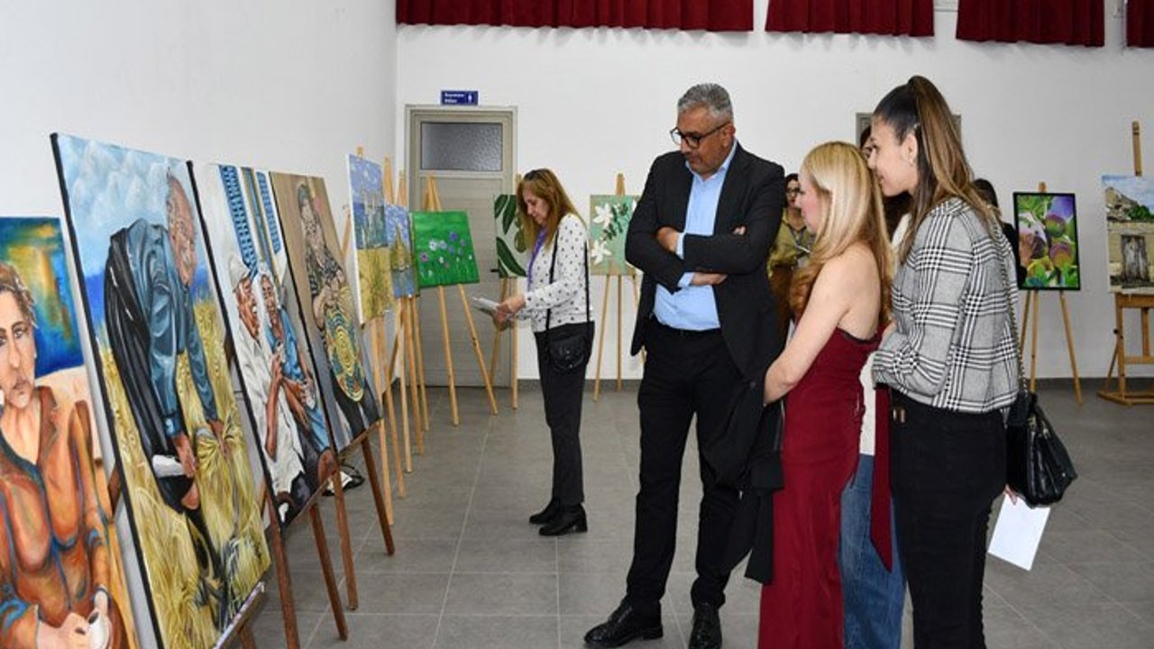 Mesarya’da "Adadan Esintiler" sergisi ziyarete açıldı