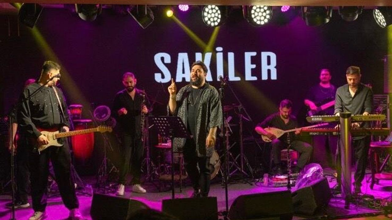 Merit Lefkoşa Casino'da Sakiler'den unutulmaz bir gece