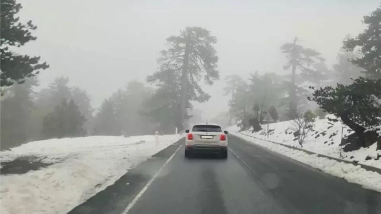 Trodos'ta mayıs ayında kar sürprizi
