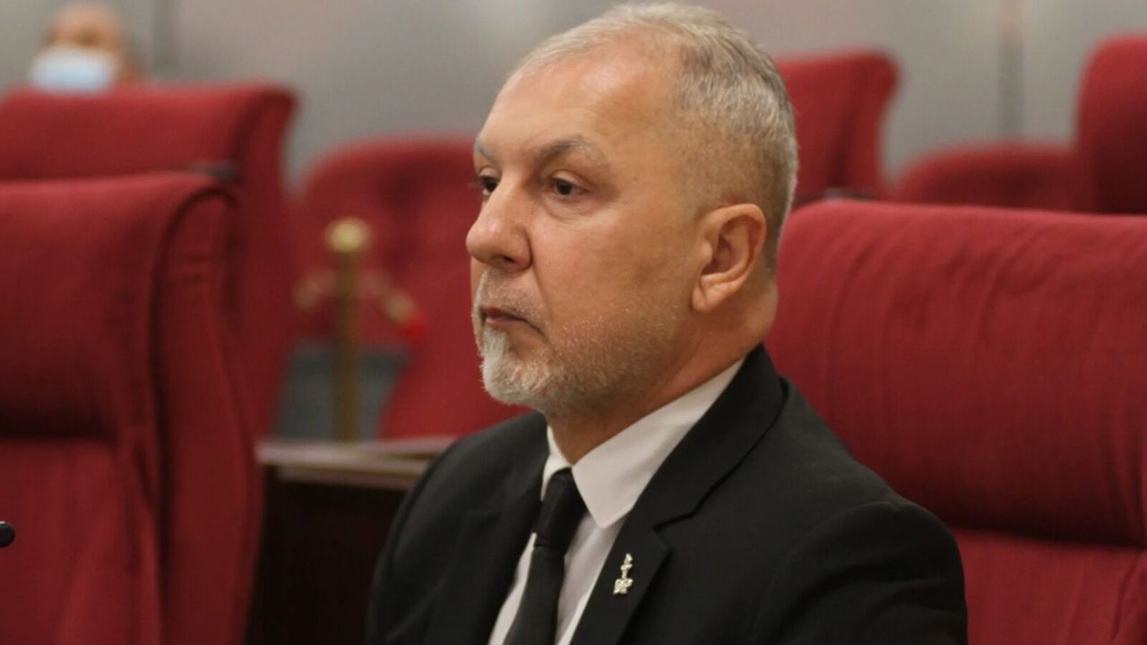 Akpınar: "Bayrak taşıyıcı milli hava yolu projesi, öncelikli stratejik hedeflerden biri olmalı"