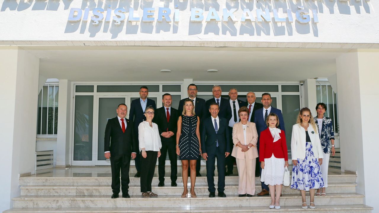 Dışişleri Bakanı Ertuğruloğlu: "Kıbrıs sorunu çözülmüştür"