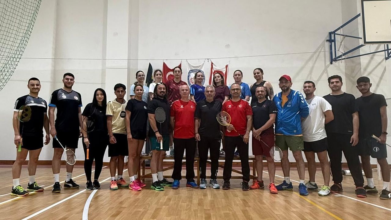 Badmintonda Antrenörluk kursu başladı