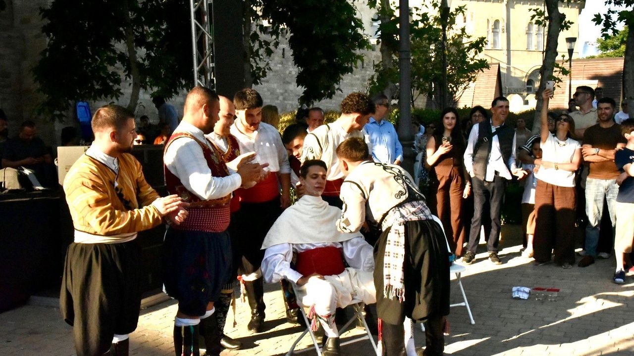 Bakü'de KKTC rüzgarı
