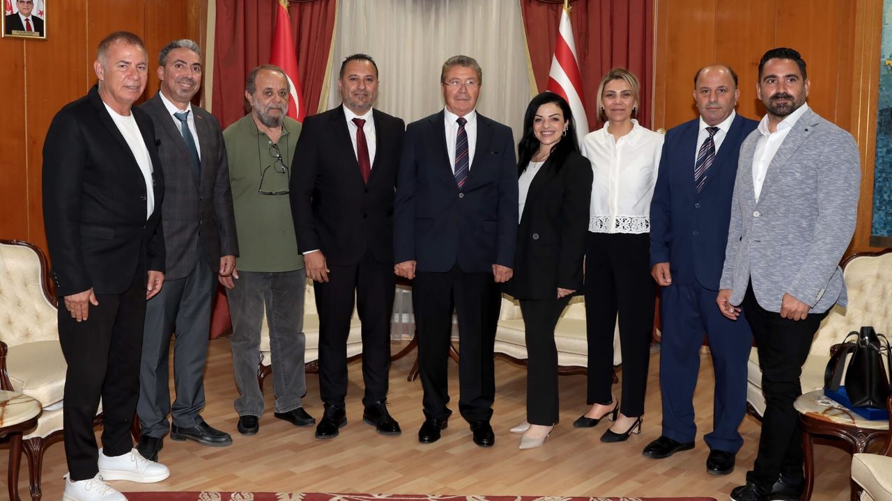 Üstel "Sporun gelişiminde basının rolü önemli"