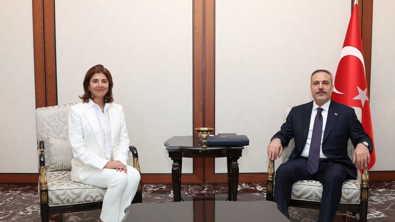 Fidan, Holguin’i kabul etti