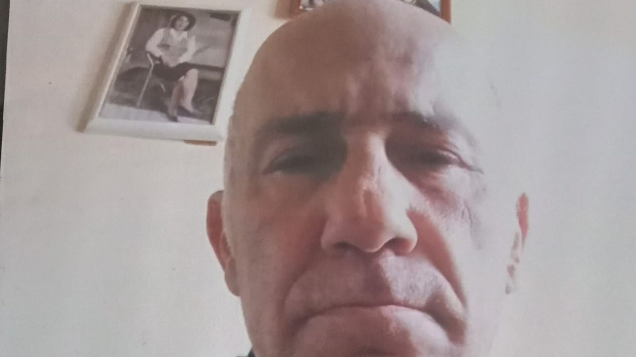 Evinde ölü bulundu