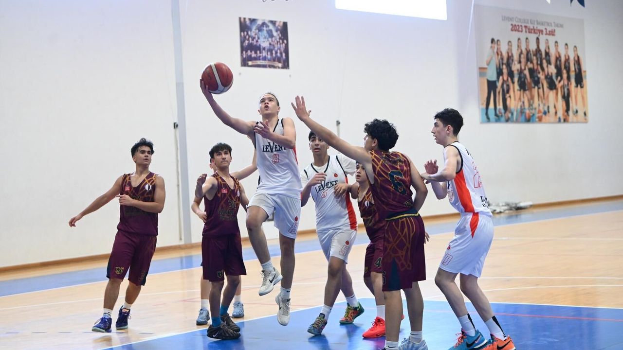 Levent U14 Erkeklerinden Final Serisine farklı başlangıç