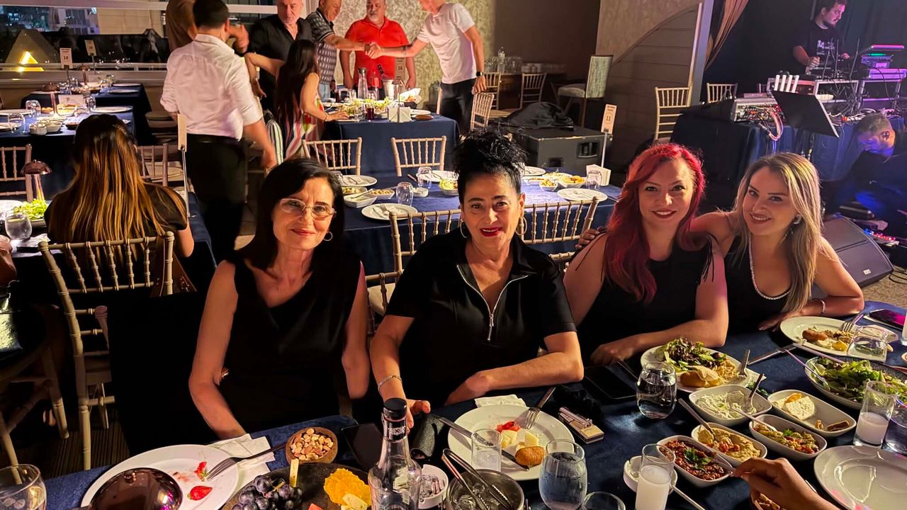 Misty Bar’da eğlence hız kesmiyor