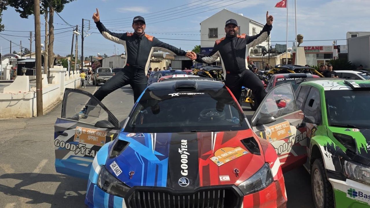 10.Sinde Ralli Sprintte zafer Bozalanlar-Evrensel ikilisinin
