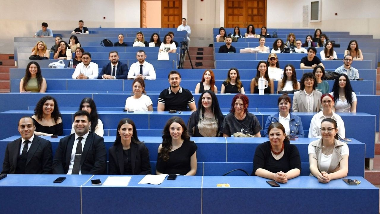 “TOLES Mezunlar Zirvesi” DAÜ’de yapıldı