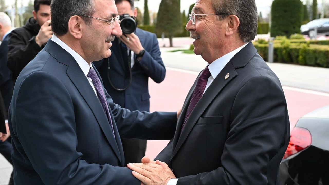 Başbakan Üstel, Ankara’da Yılmaz ve Güler ile bir araya geldi
