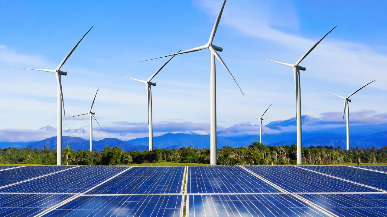 Yenilenebilir enerji kaynaklarınca üretilen elektriğin depolanması için ilk imzalar atılıyor