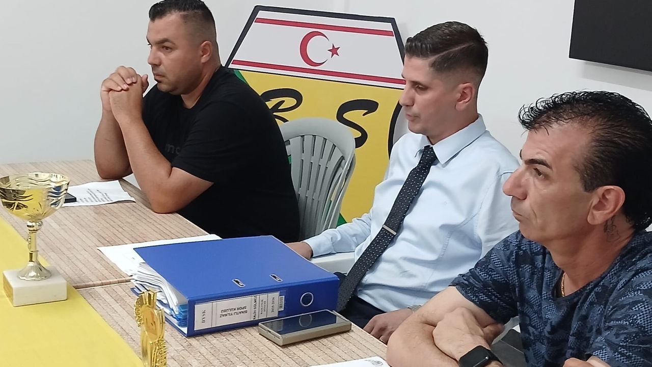 Nahit Katmer 'devam' dedi