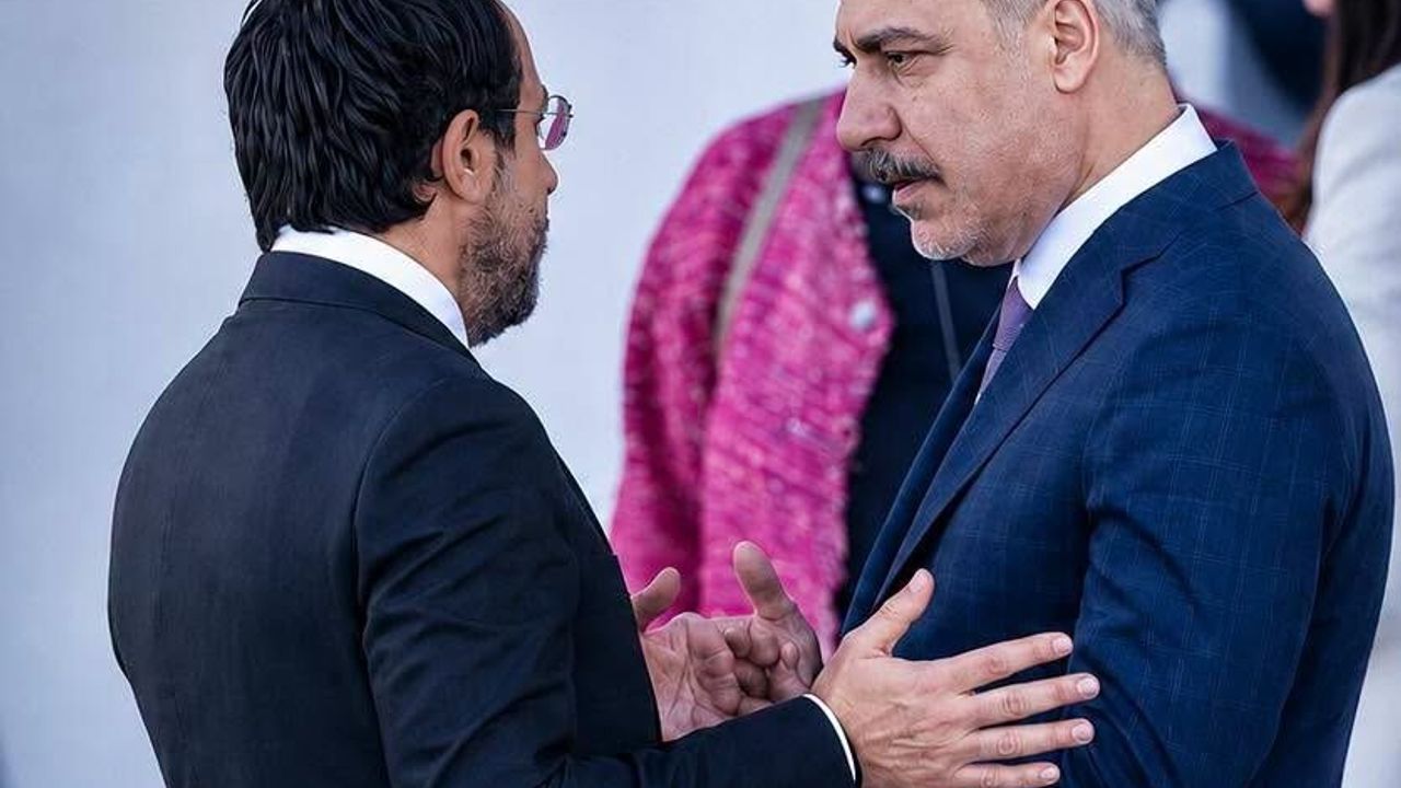 Fidan ve Hristodulidis arasında sürpriz Kıbrıs sohbeti