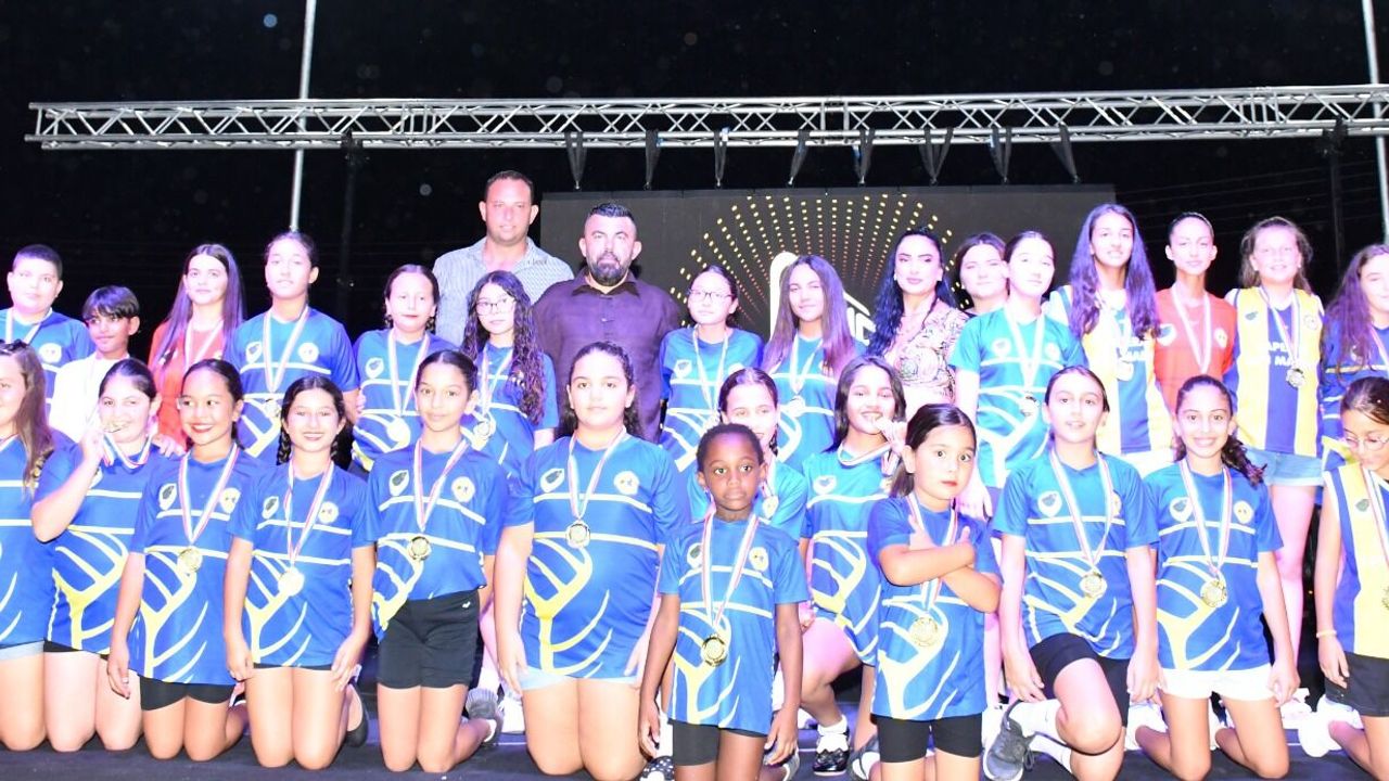 III. Voleybol Turnuvası ve Çocuk Şenliği tamamlandı