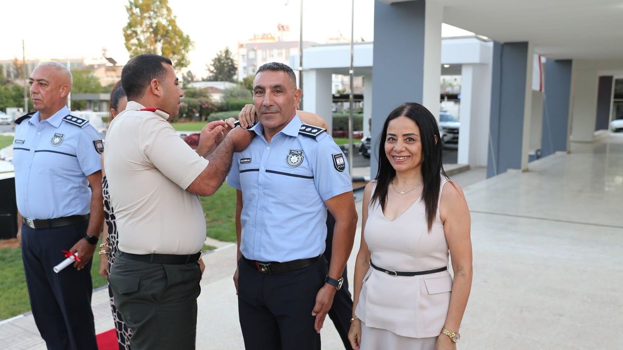 68 polis mensubuna yeni rütbe