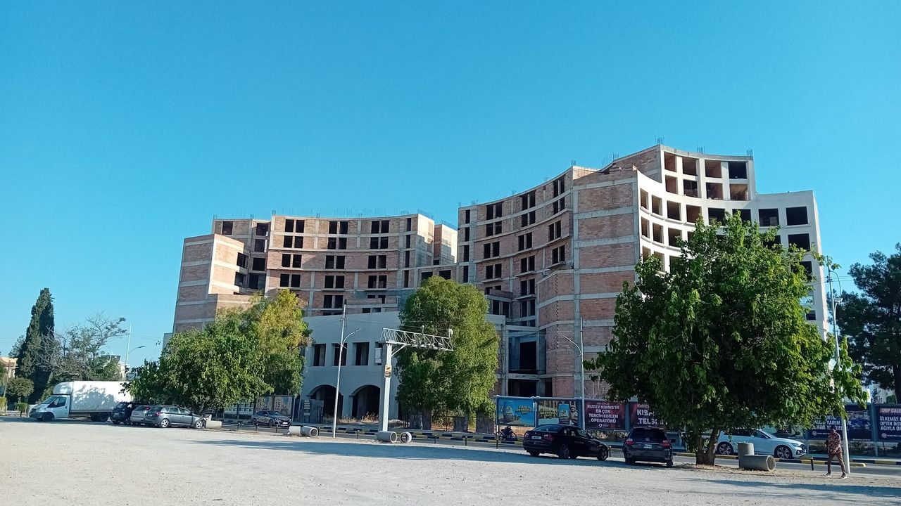 “Yarım kalan inşaatlar için ne yapılacak?”