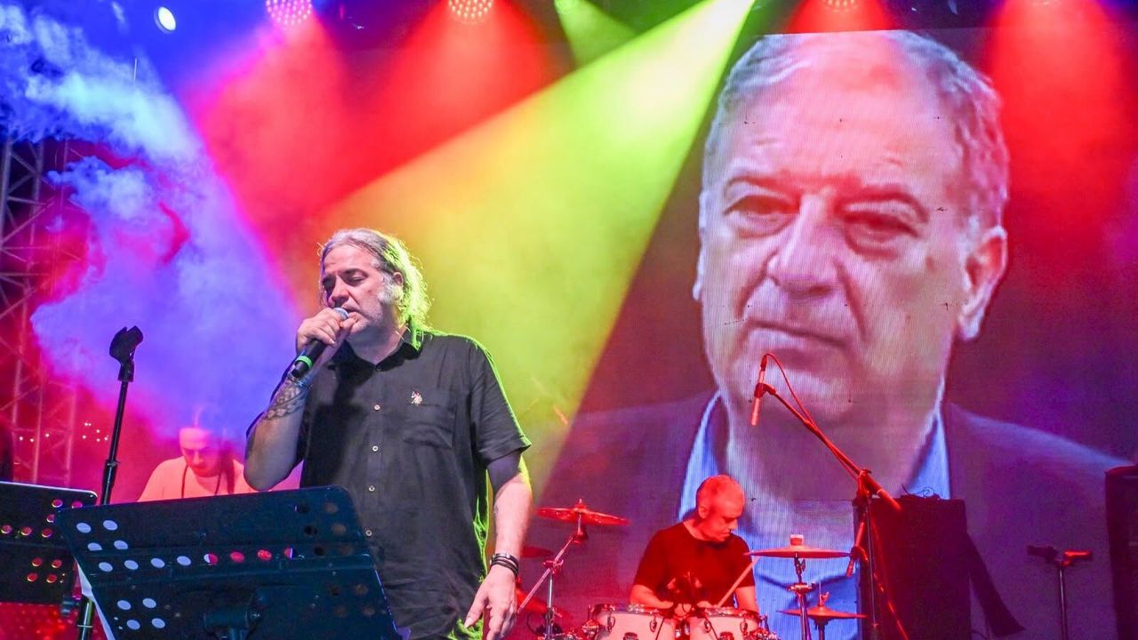 Sıla-4 şarkılarıyla vefa gecesi